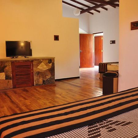 Asantha Guest House Unawatuna Habitación foto