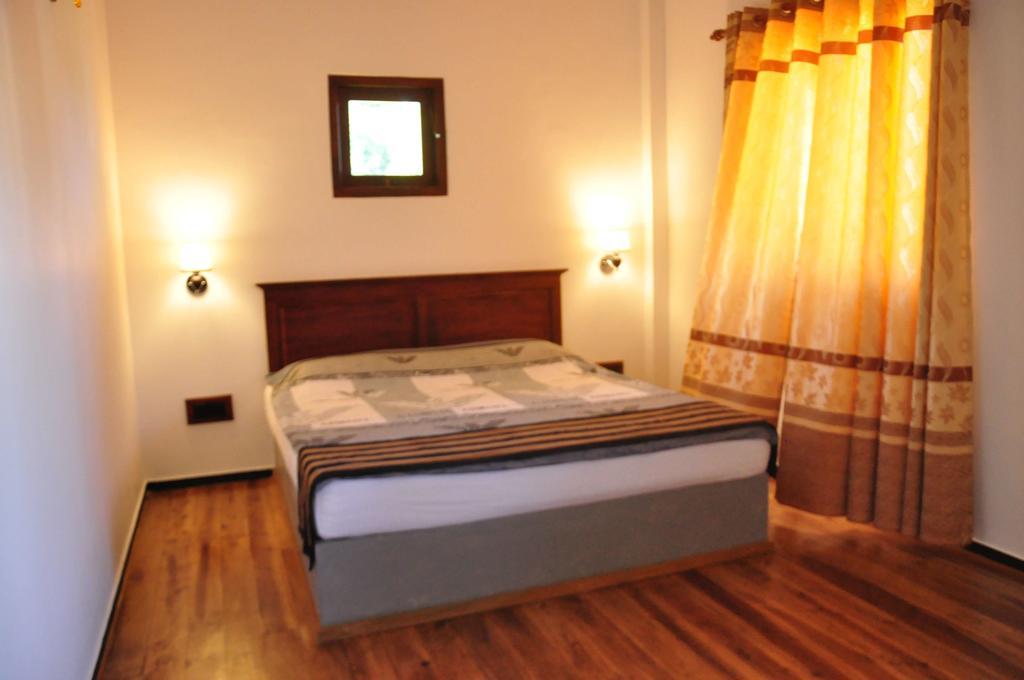 Asantha Guest House Unawatuna Habitación foto
